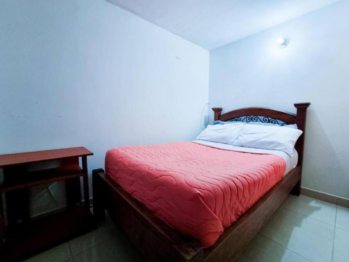 Hostal - Dona Elva A 15 Min Del Aeropuerto Rionegro Exterior photo